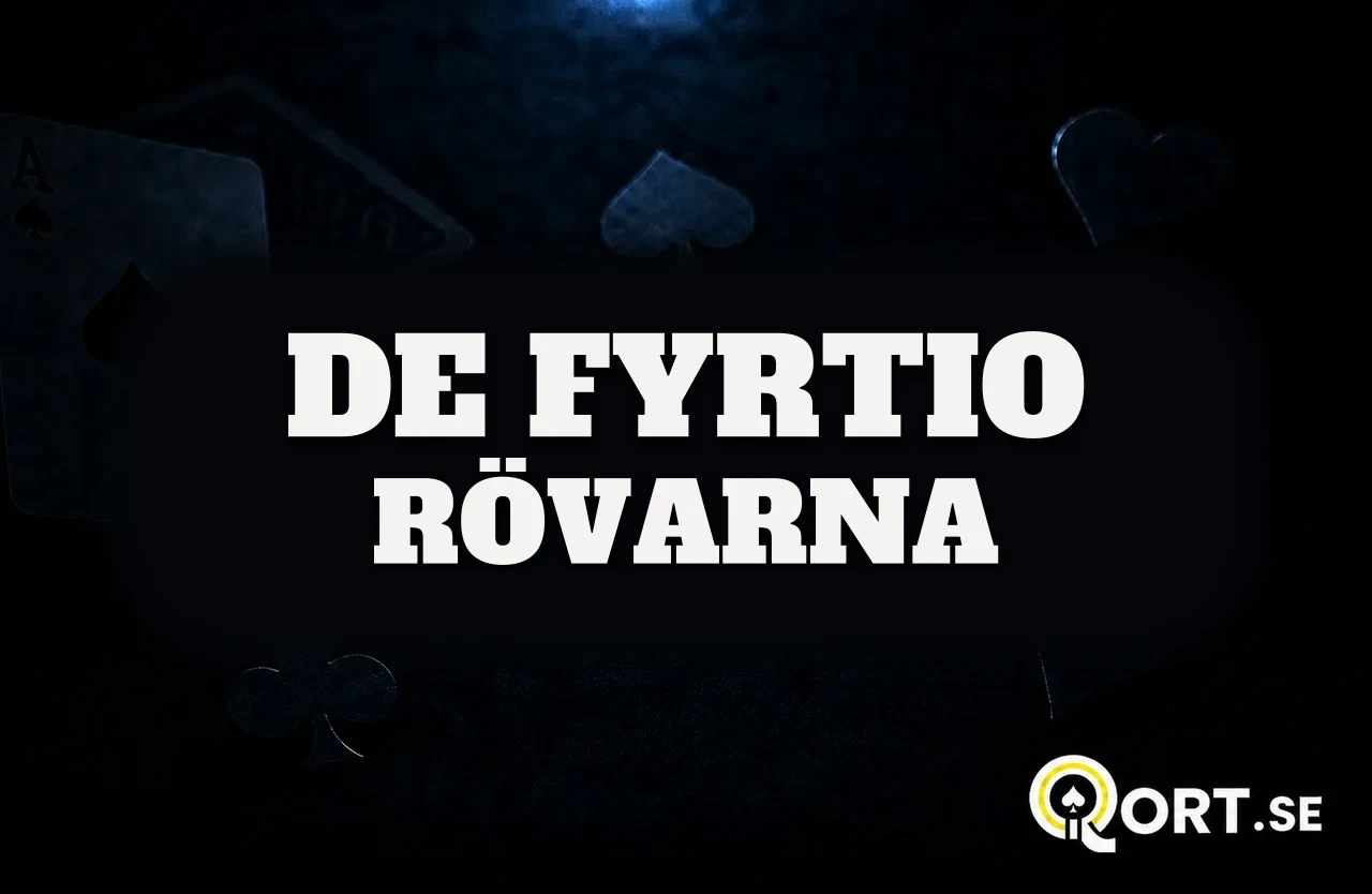 Mörkt kortbord med spelkort och färgsymboler och namnet De fyrtio rövarna